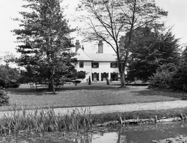 Plumpton House